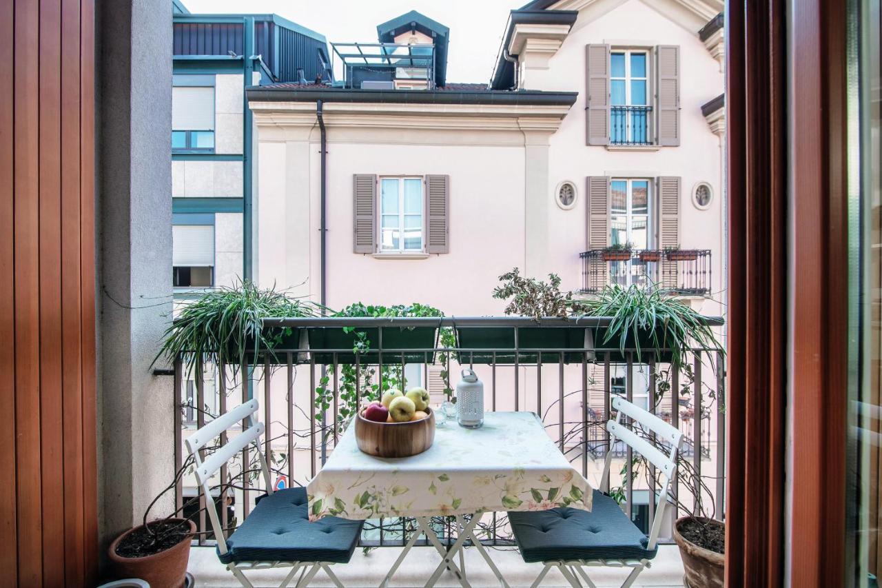 Joivy Isotta'S House With 2 Cosy Balconies Apartment โกโม ภายนอก รูปภาพ