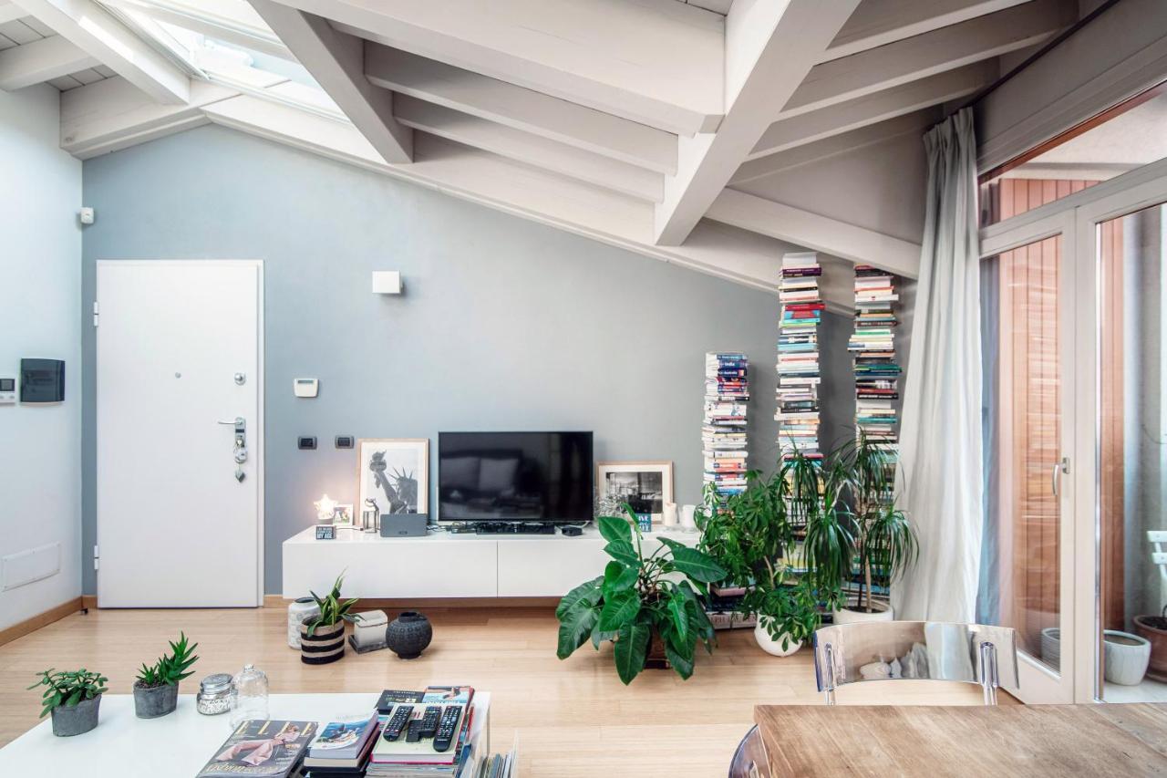 Joivy Isotta'S House With 2 Cosy Balconies Apartment โกโม ภายนอก รูปภาพ