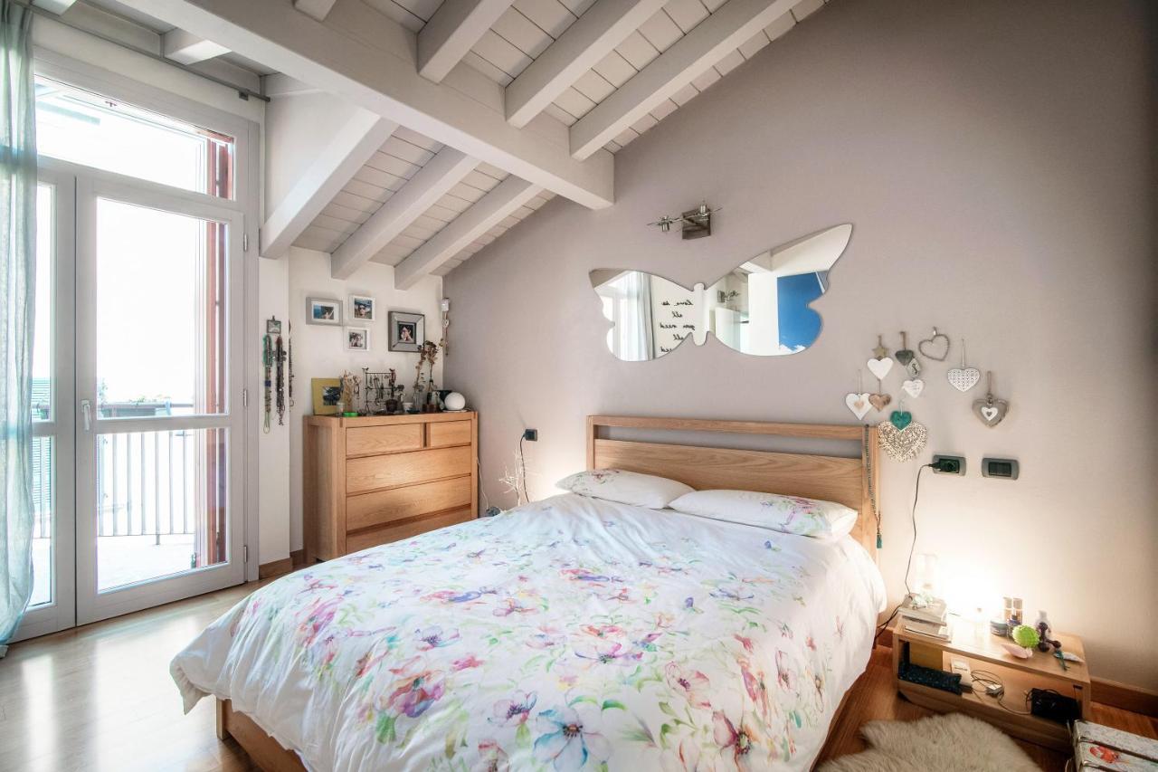 Joivy Isotta'S House With 2 Cosy Balconies Apartment โกโม ภายนอก รูปภาพ